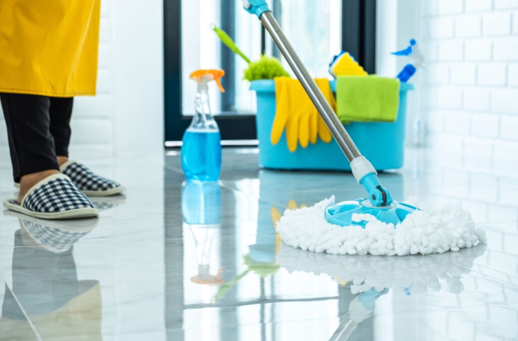 Queen City Cleaners expert delivering deep cleaning in Lake Wylie with precision tools and trusted service. Deep Cleaning Near Me.